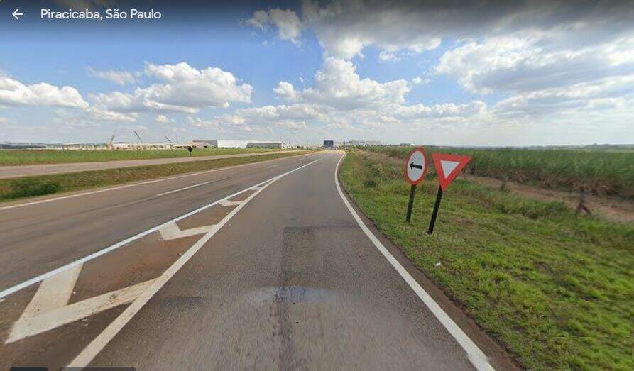 Área à venda no Água Santa: 