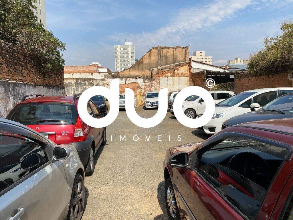 Terreno à venda no Centro: 