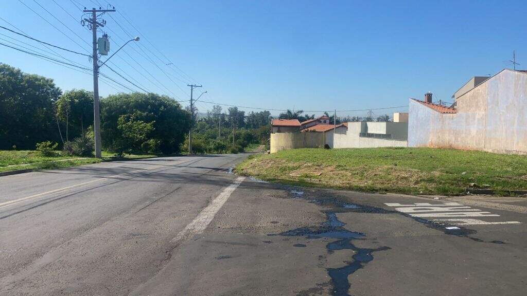 Terreno à venda no Jardim Oriente: 
