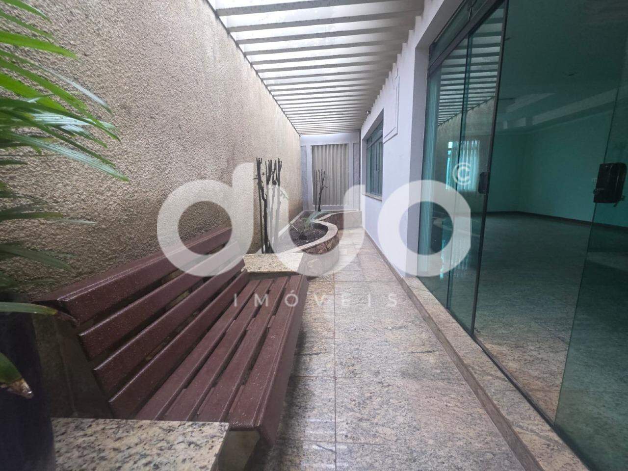 Casa para aluguel no Vila Rezende: 