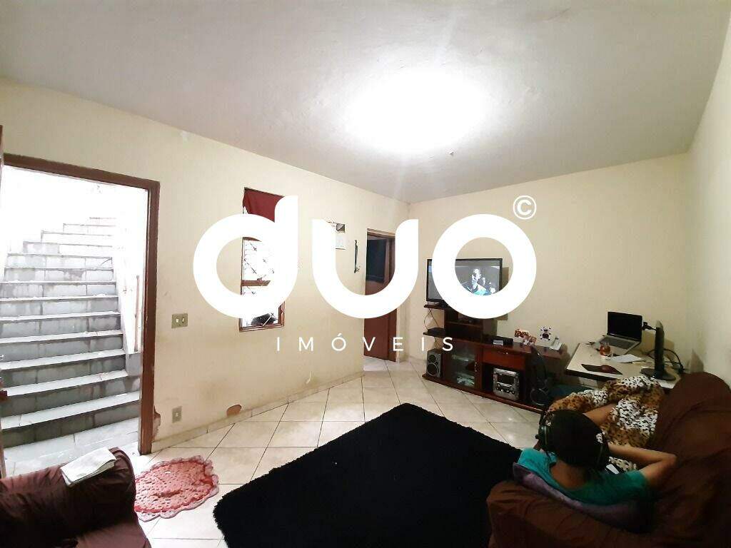 Casa à venda no Algodoal: 