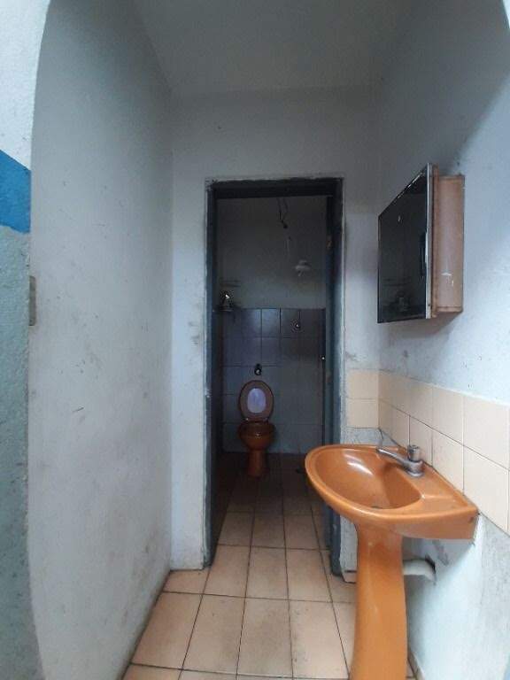 Barracão à venda no Vila Rezende: 