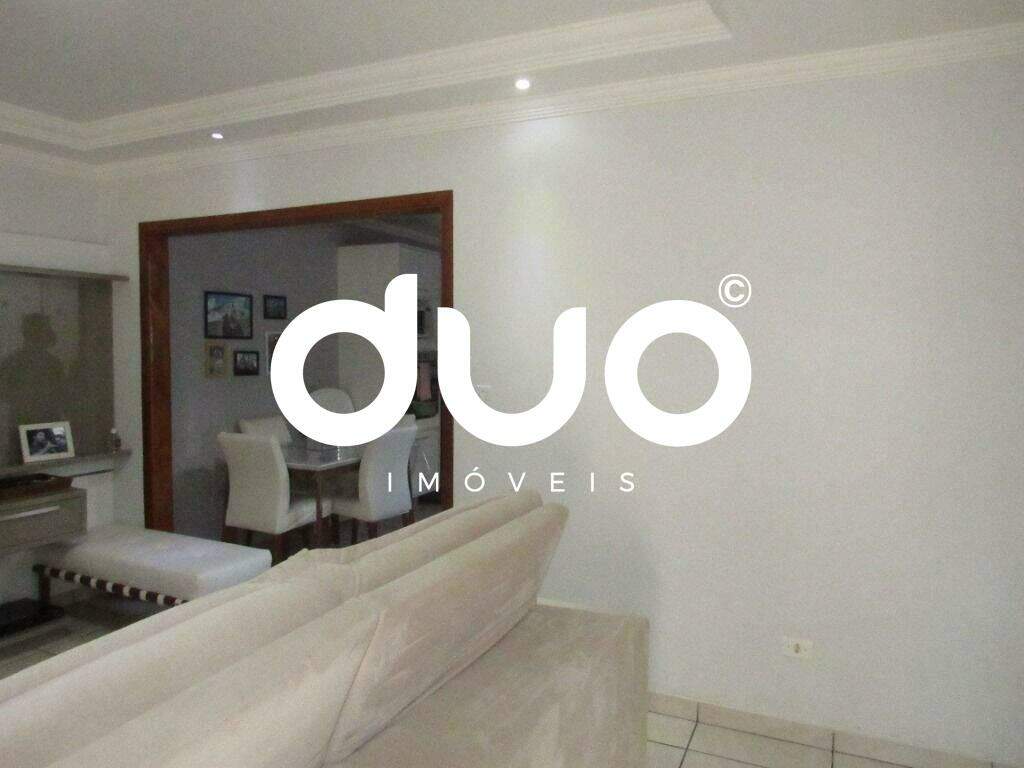 Casa à venda no Jardim Itapuã: 