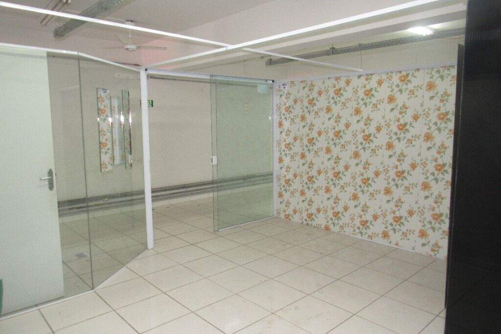 Salão para aluguel no Centro: 