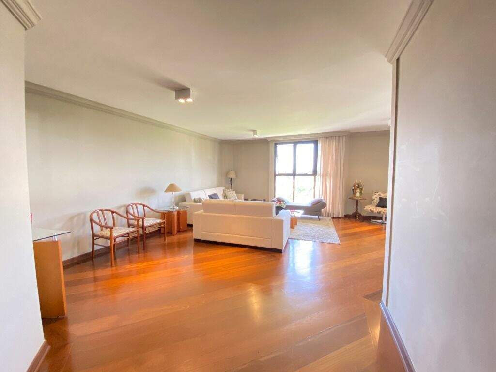 Apartamento à venda no Vila Rezende: 