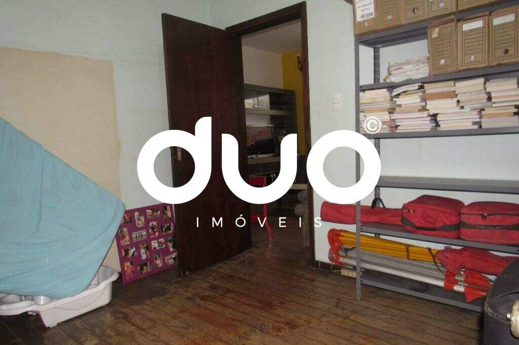 Casa à venda no Alto: 