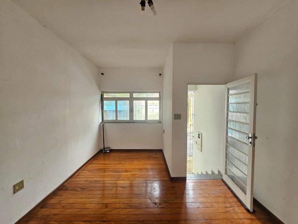 Casa para aluguel no Centro: 