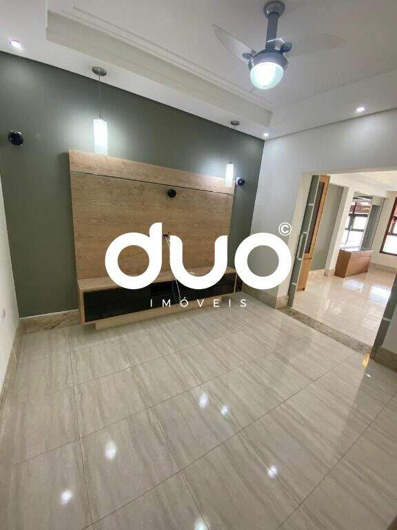 Casa à venda no Centro: 