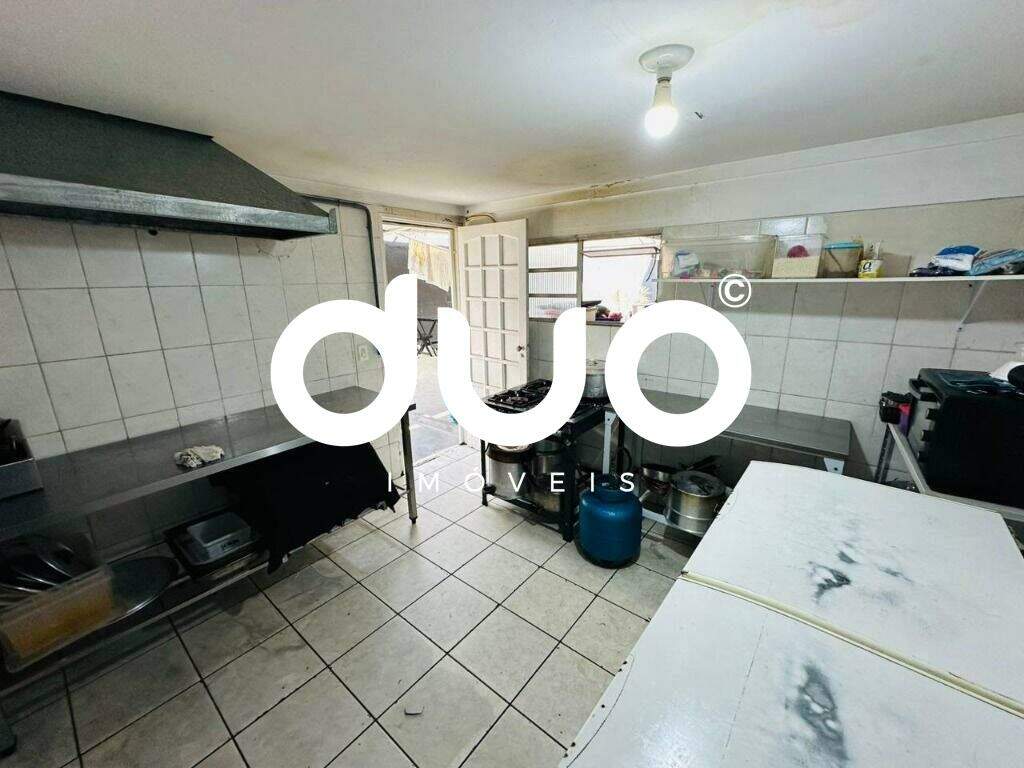 Salão à venda no Centro: 
