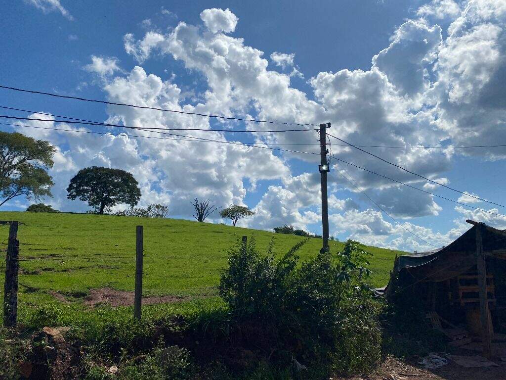 Área à venda no Monte Líbano: 