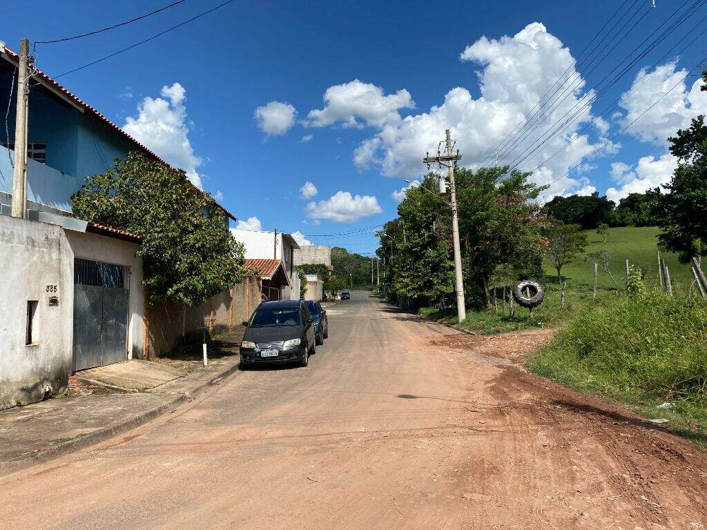 Área à venda no Monte Líbano: 