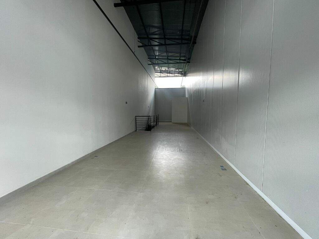 Salão para aluguel no Vila Rezende: 
