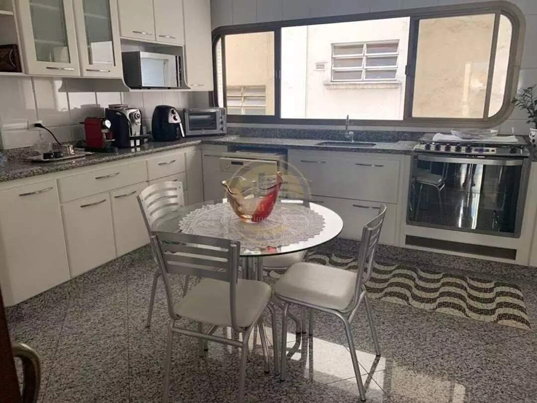  Apartamento à venda em Gonzaga, Santos - SP: 