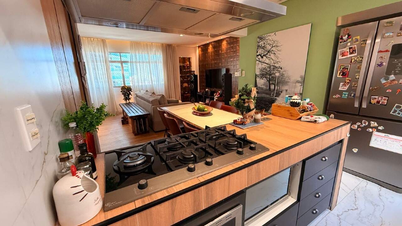 Apartamento à venda no Embaré: 