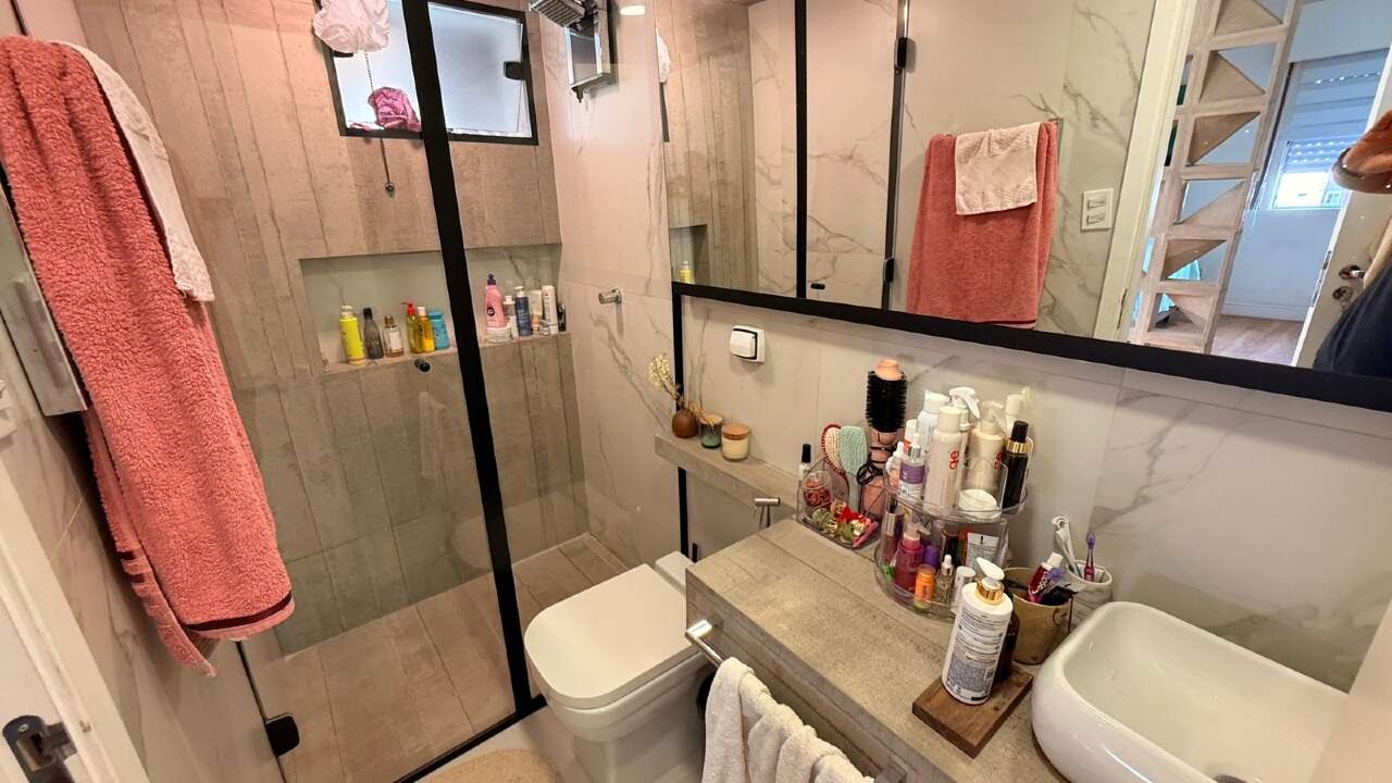 Apartamento à venda no Embaré: 