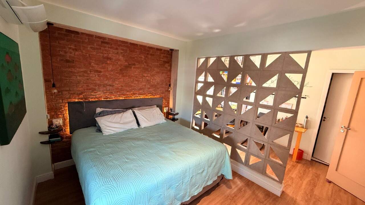 Apartamento à venda no Embaré: 