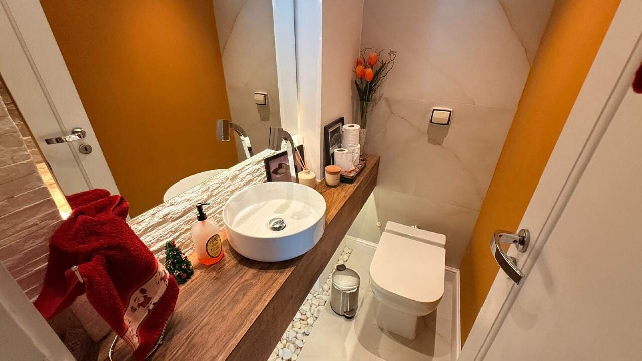 Apartamento à venda no Embaré: 