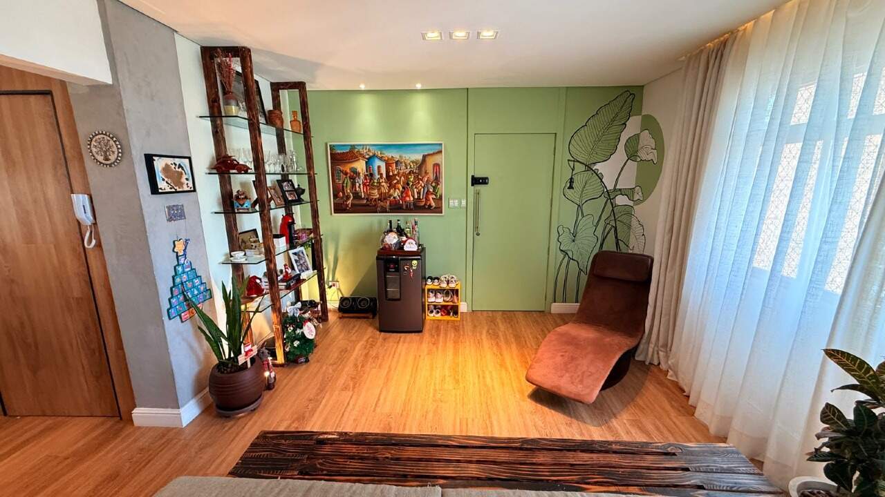 Apartamento à venda no Embaré: 