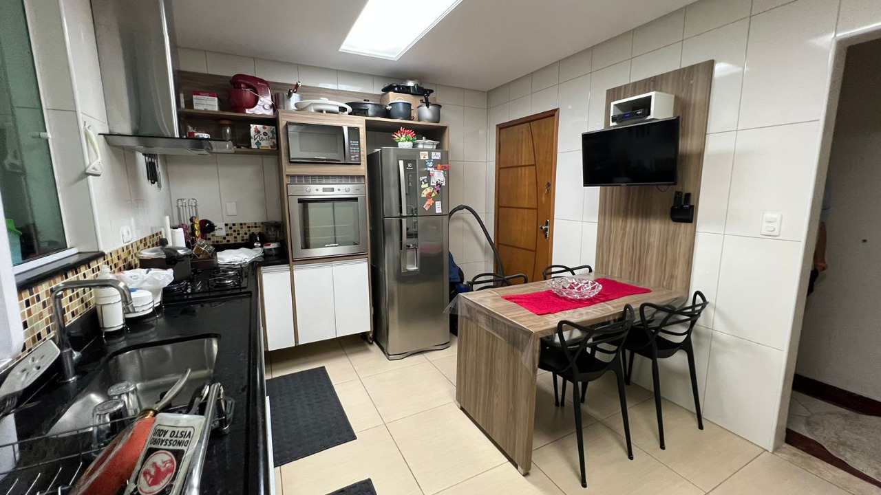 Apartamento à venda no Embaré: 