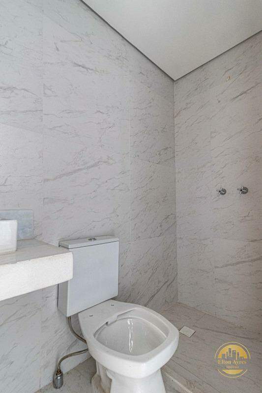 Apartamento à venda no Ponta da Praia: 