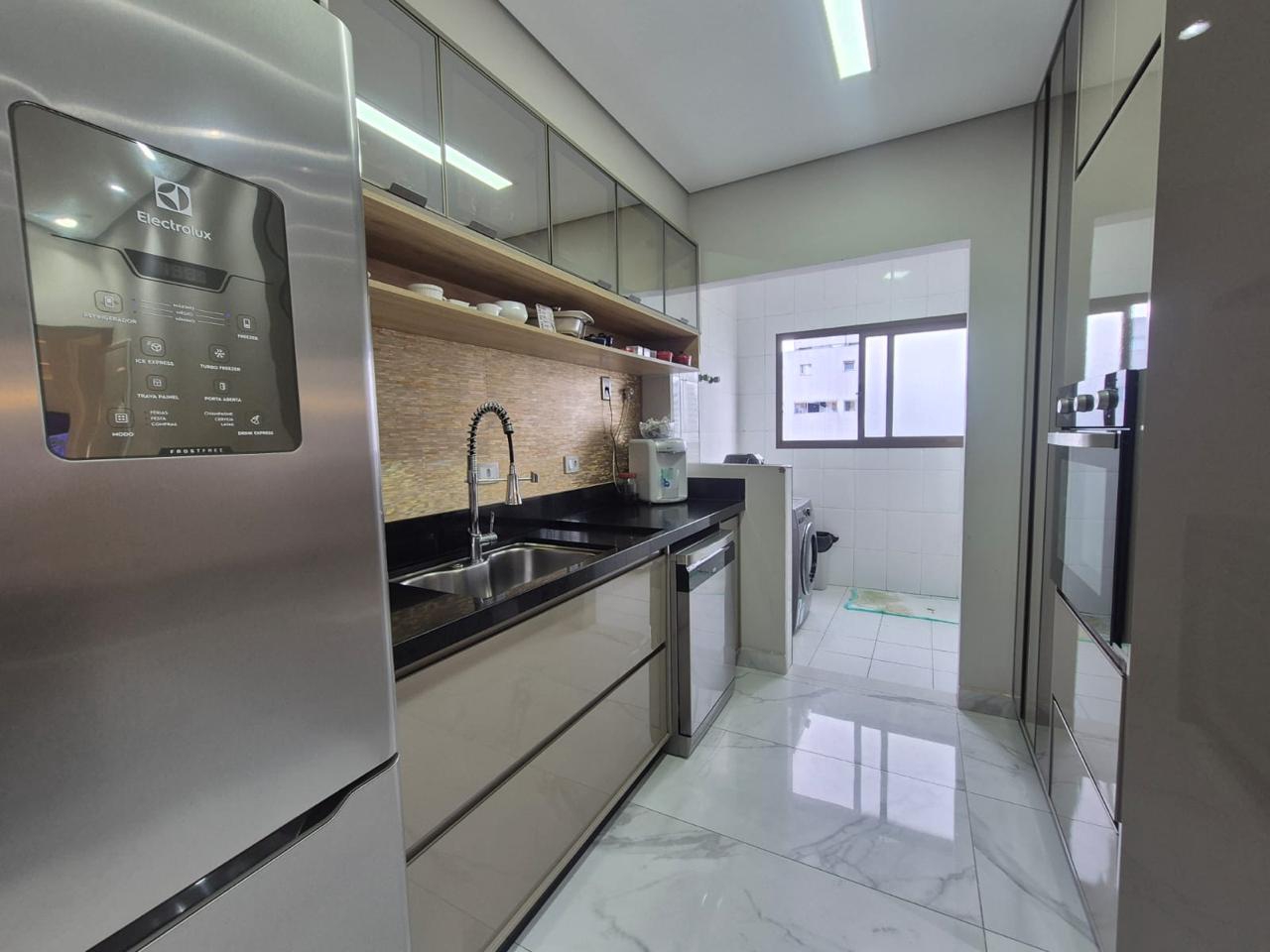 Cobertura à venda no Aparecida: 