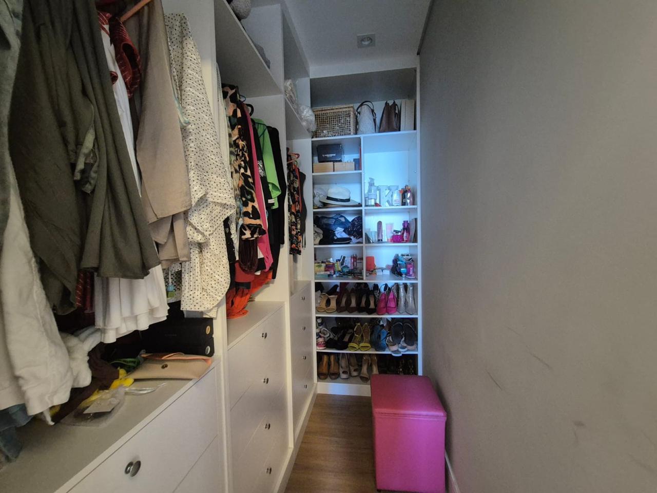 Cobertura à venda no Aparecida: 