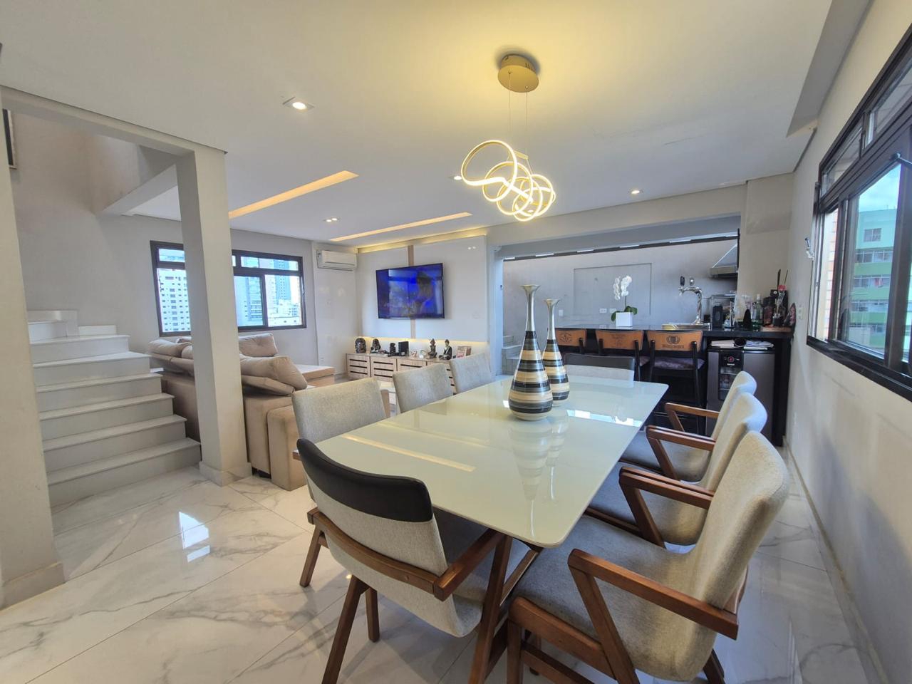 Cobertura à venda no Aparecida: 