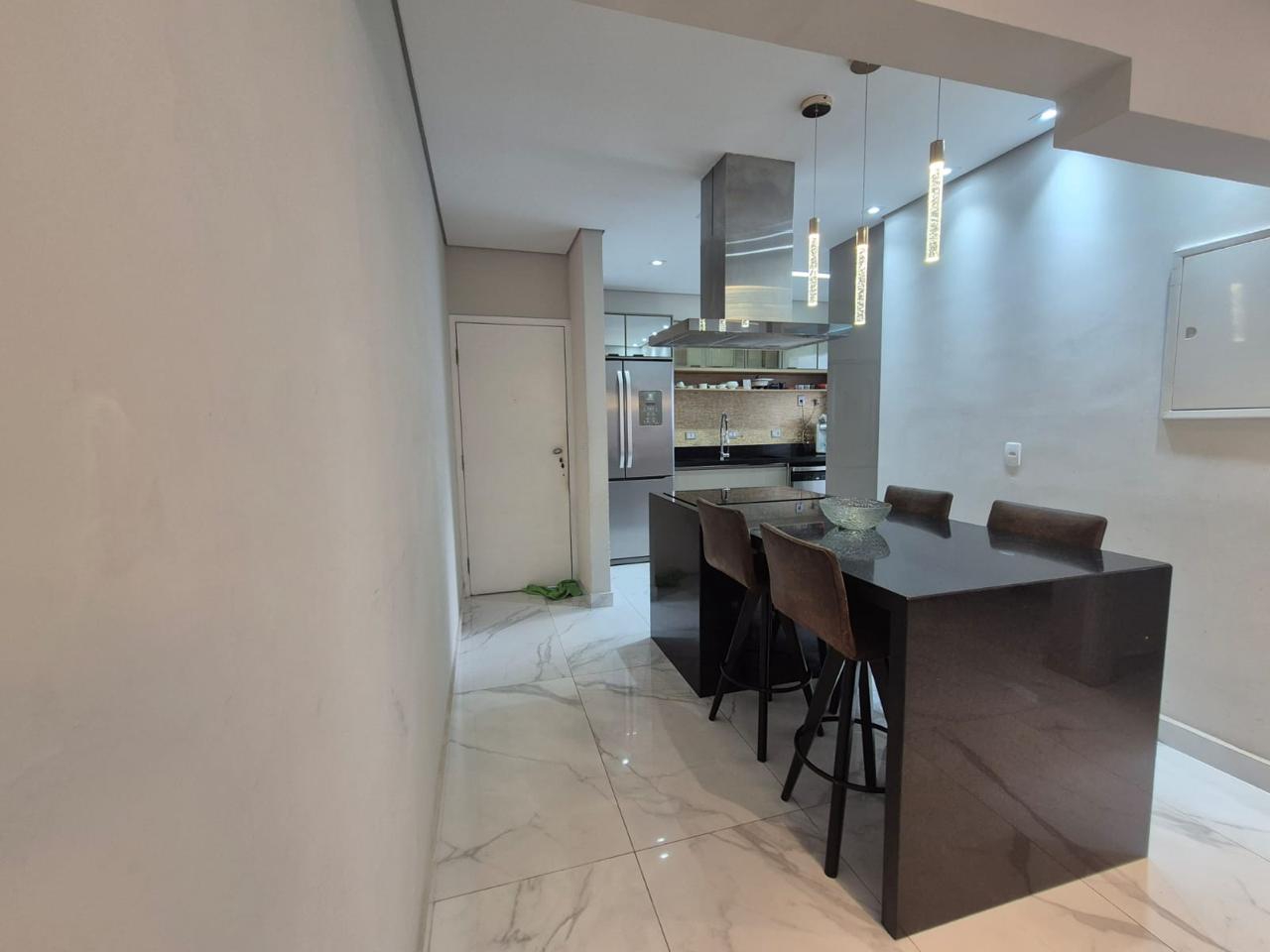 Cobertura à venda no Aparecida: 