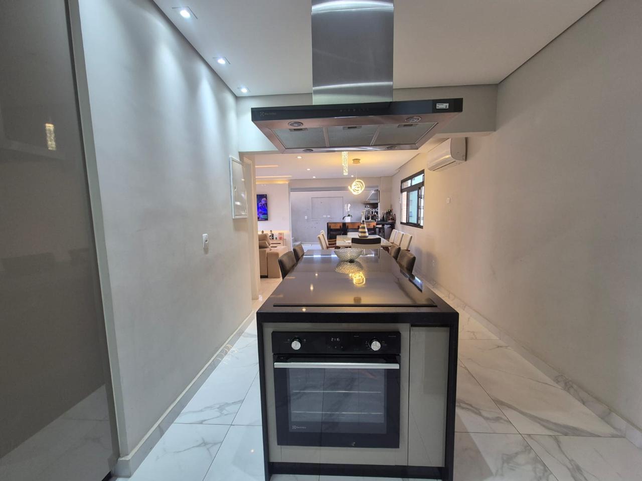 Cobertura à venda no Aparecida: 