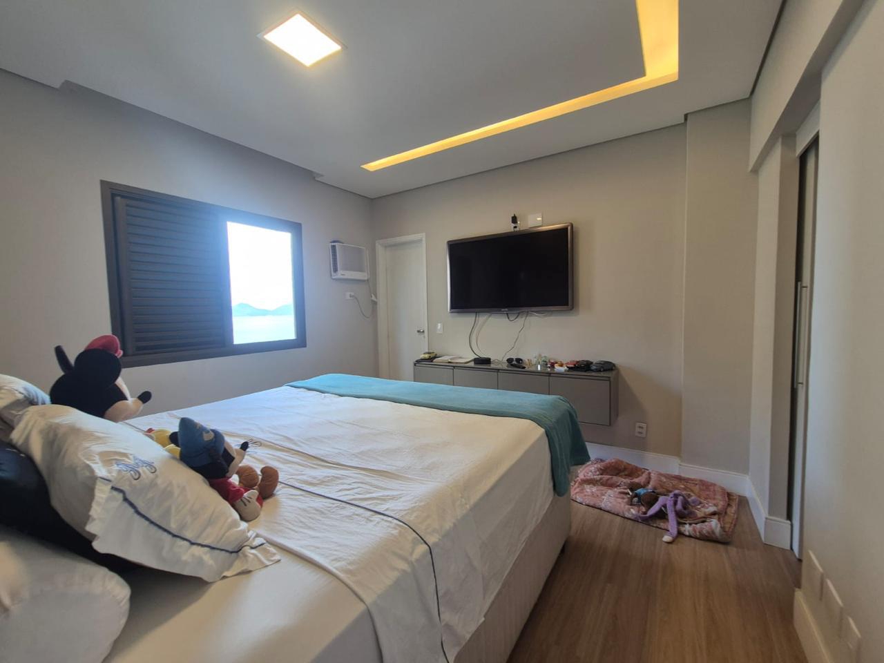 Cobertura à venda no Aparecida: 