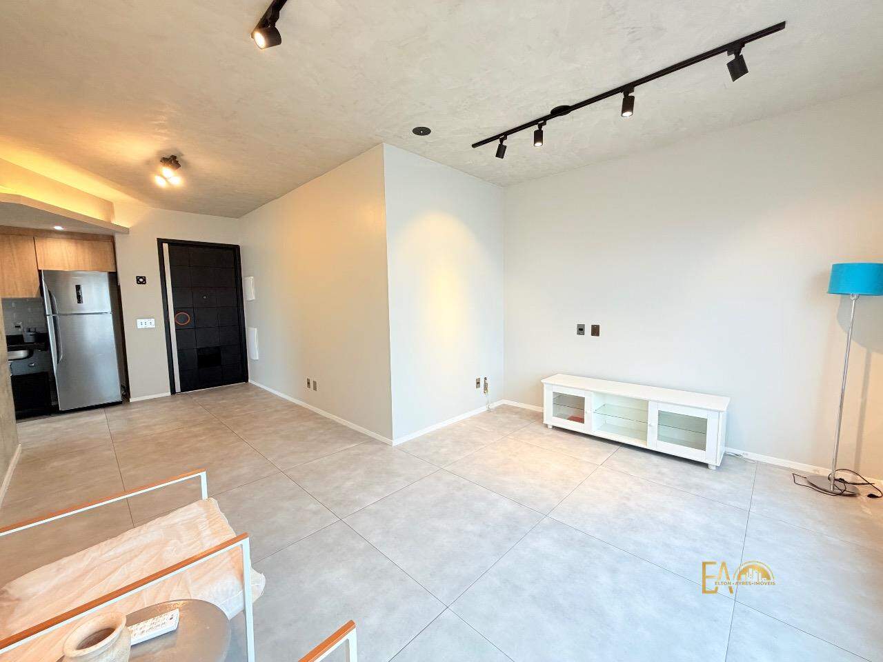 Apartamento à venda no Embaré: 