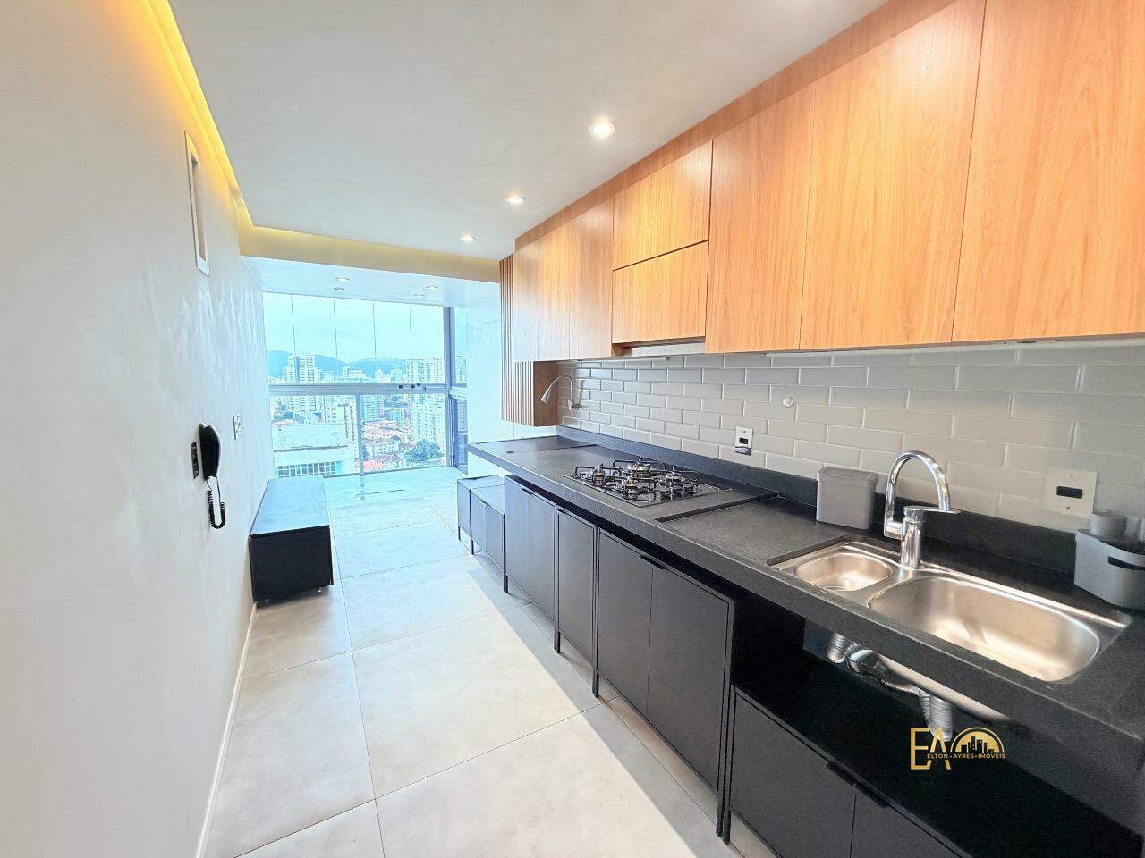 Apartamento à venda no Embaré: 
