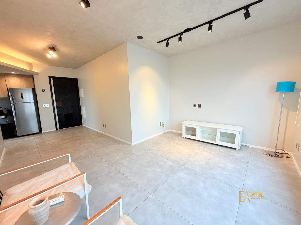 Apartamento à venda no Embaré: 