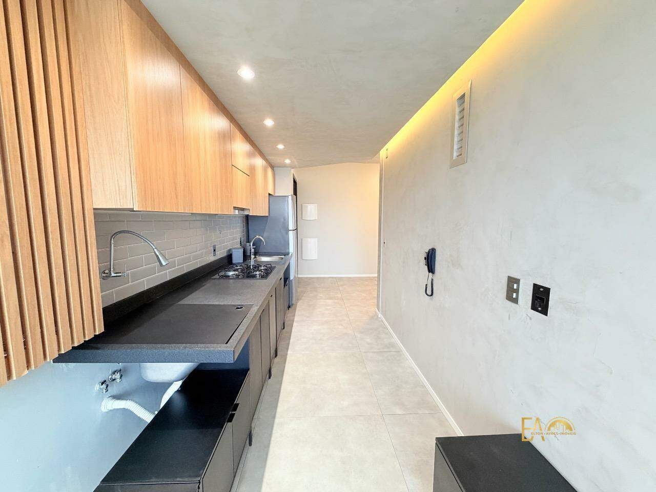 Apartamento à venda no Embaré: 