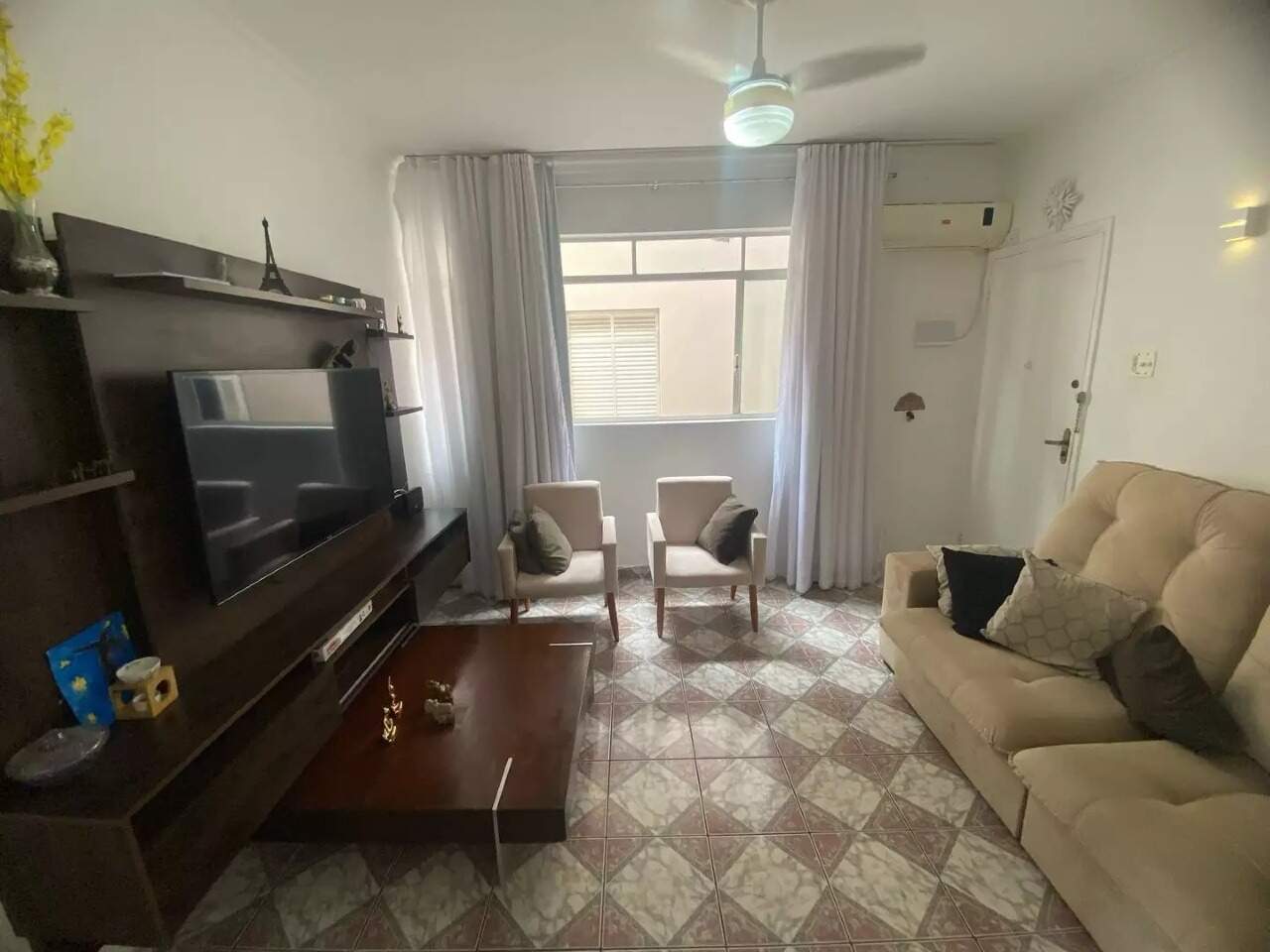  Apartamento à venda em Gonzaga, Santos - SP: 