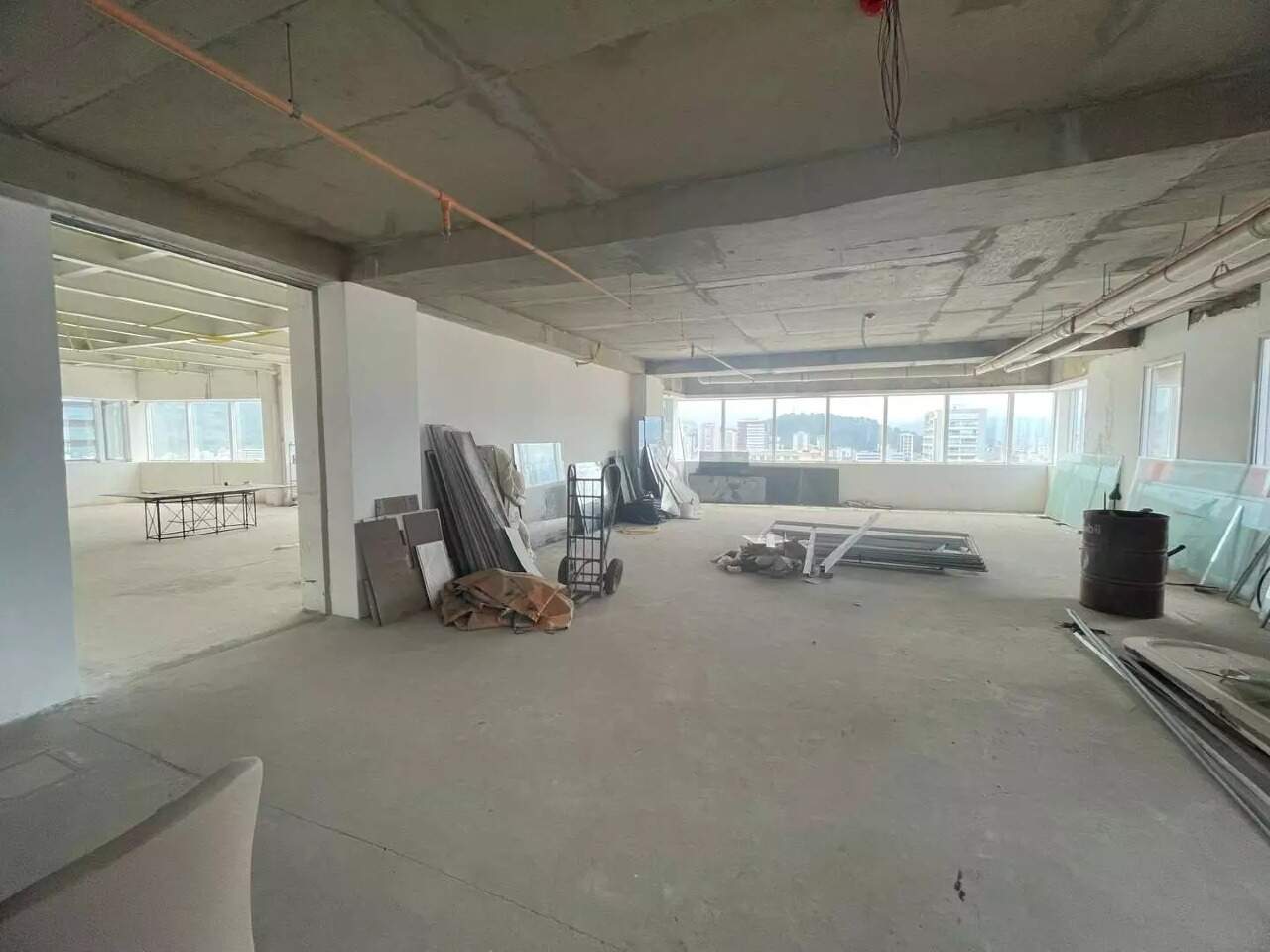  Sala para aluguel em Gonzaga, Santos - SP: 