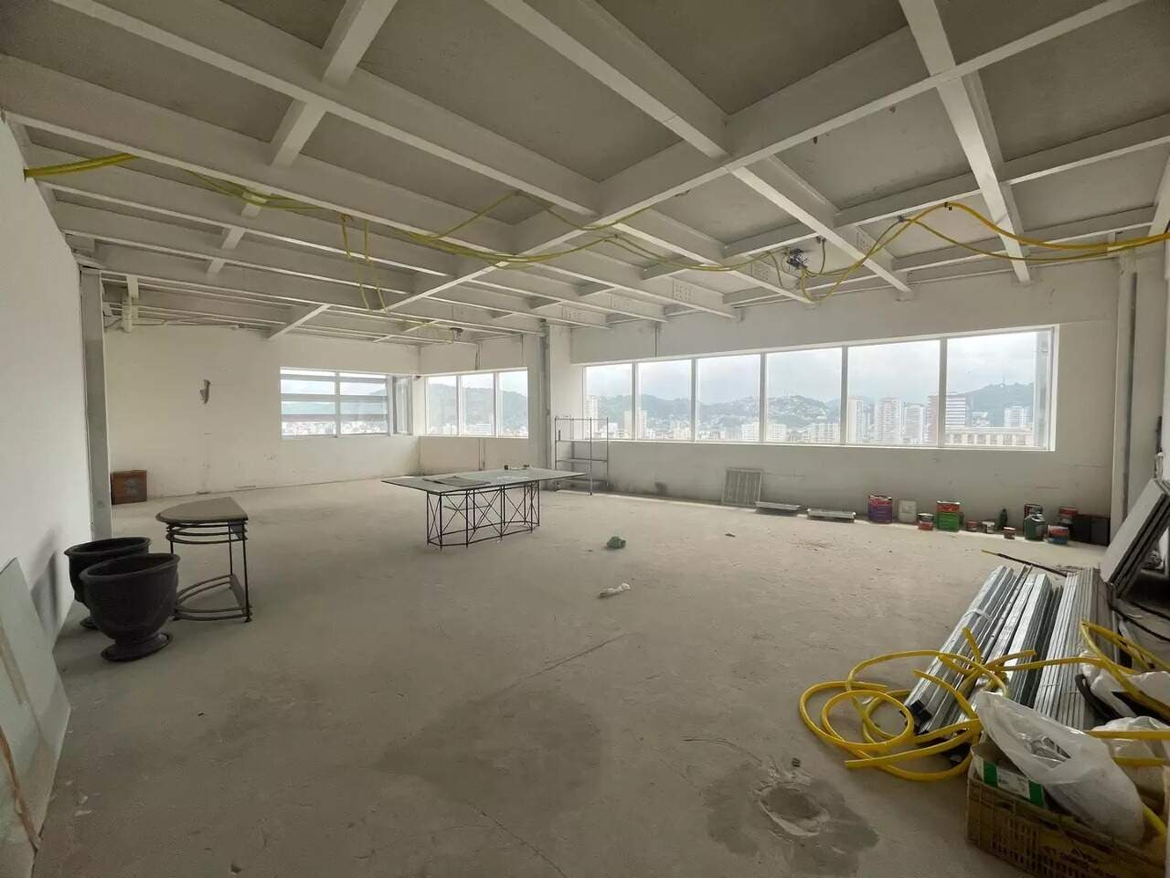  Sala para aluguel em Gonzaga, Santos - SP: 