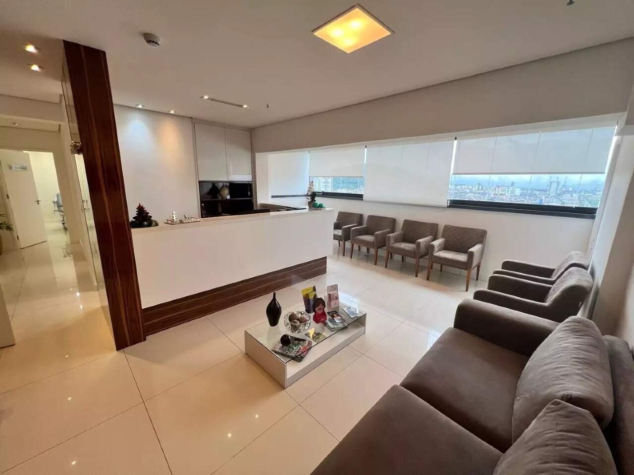  Conjunto Comercial para aluguel em Encruzilhada, Santos - SP: 