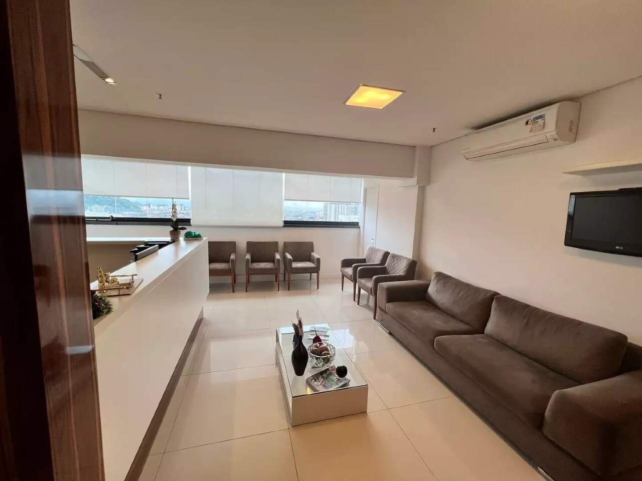  Conjunto Comercial para aluguel em Encruzilhada, Santos - SP: 