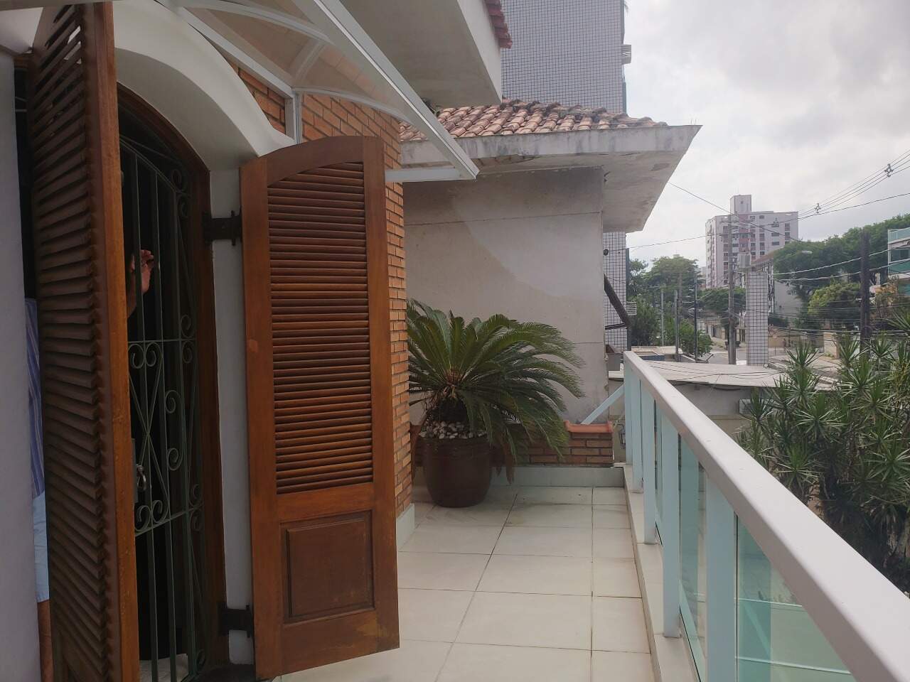 Casa à venda no Embaré: 