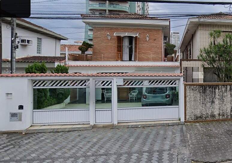 Casa à venda no Embaré: 
