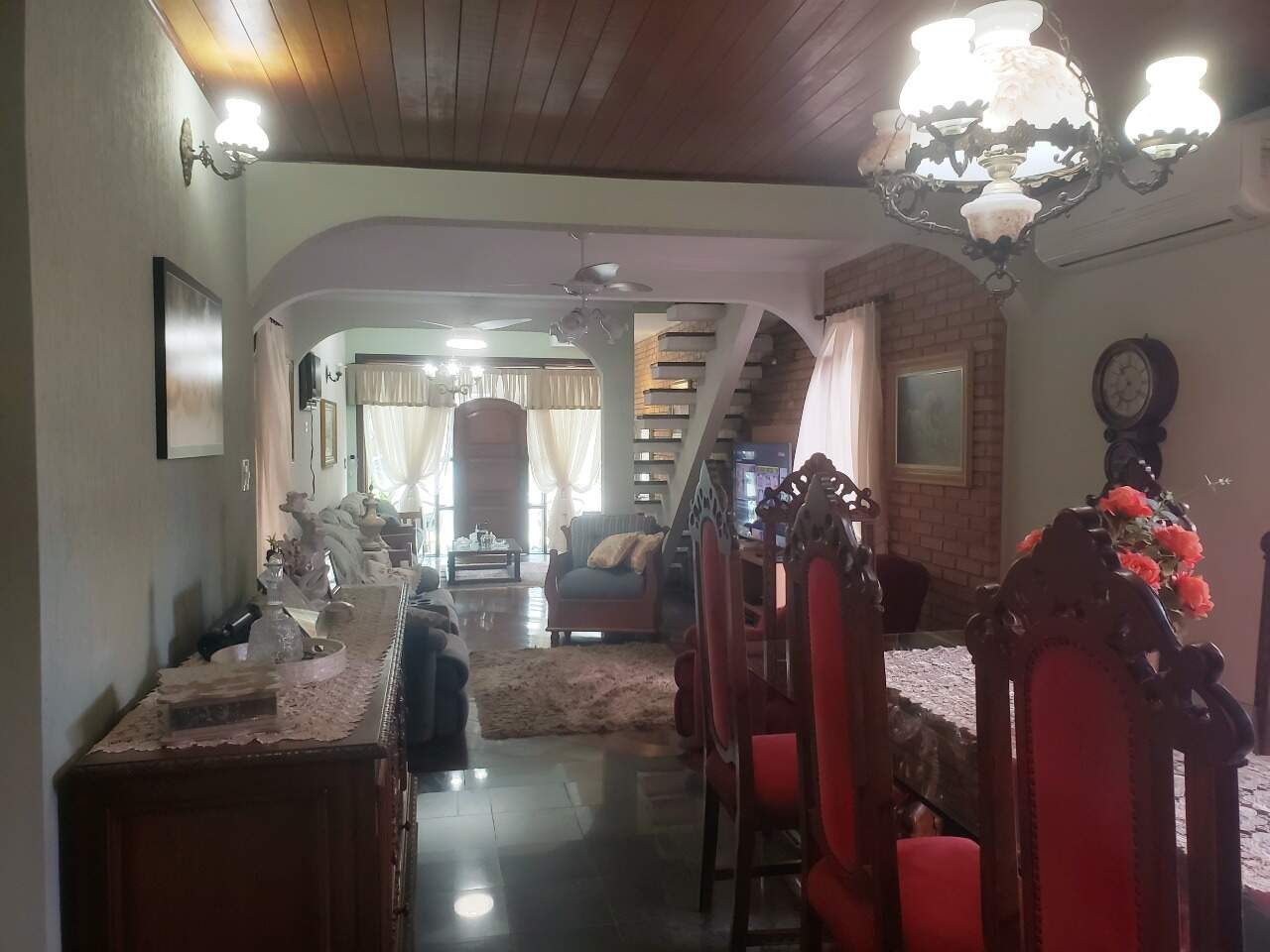 Casa à venda no Embaré: 