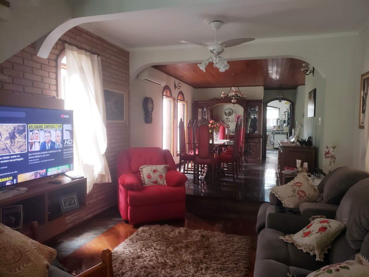 Casa à venda no Embaré: 
