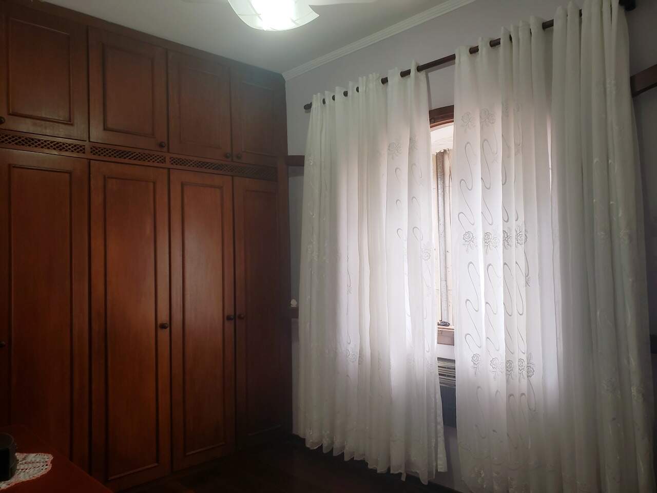 Casa à venda no Embaré: 