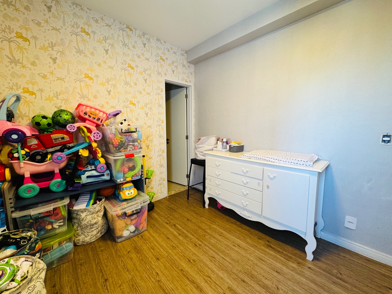 Apartamento à venda no Embaré: 