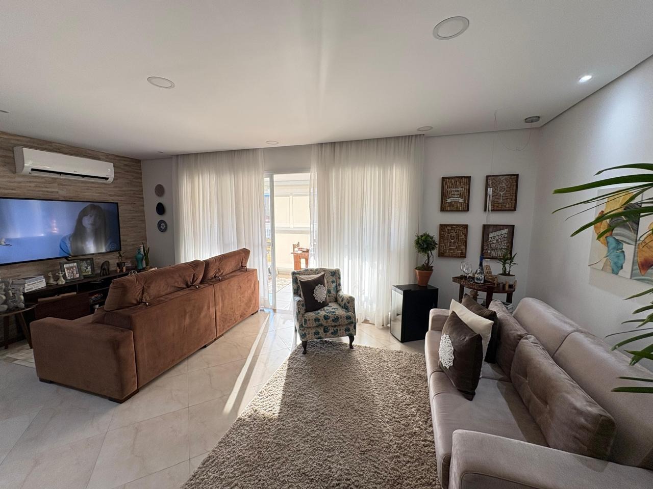 Apartamento à venda no Ponta da Praia: