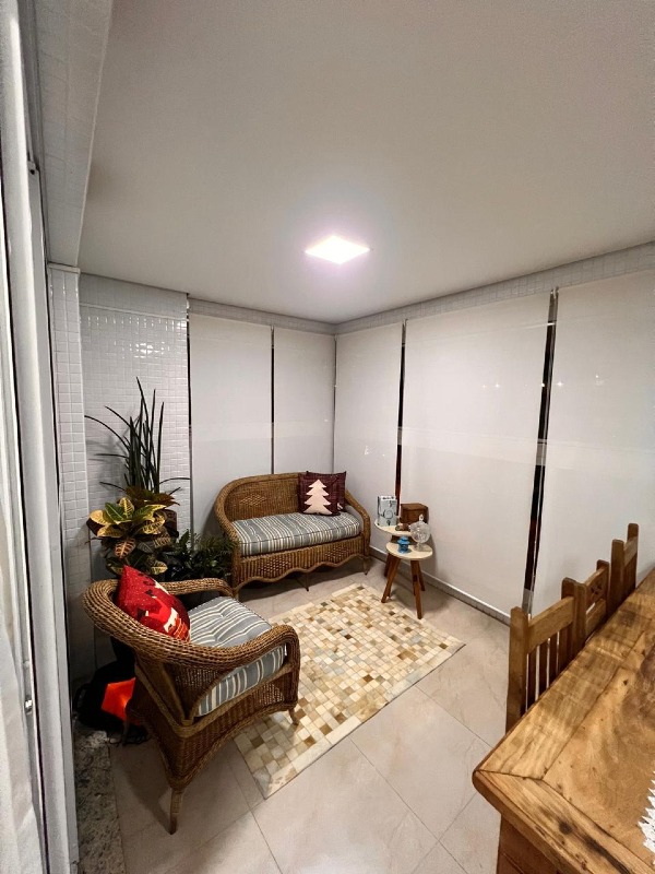 Apartamento à venda no Ponta da Praia: