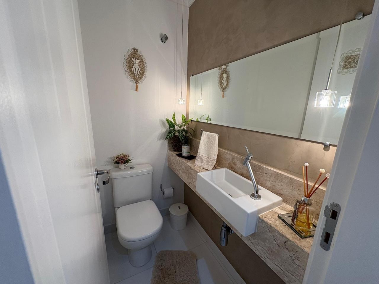 Apartamento à venda no Ponta da Praia: