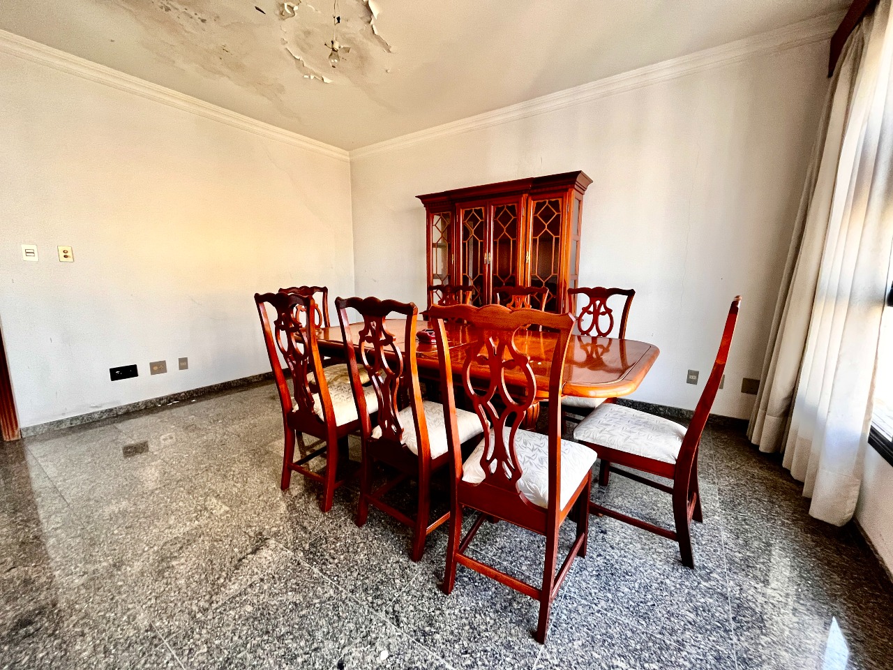 Cobertura à venda no Boqueirão: 