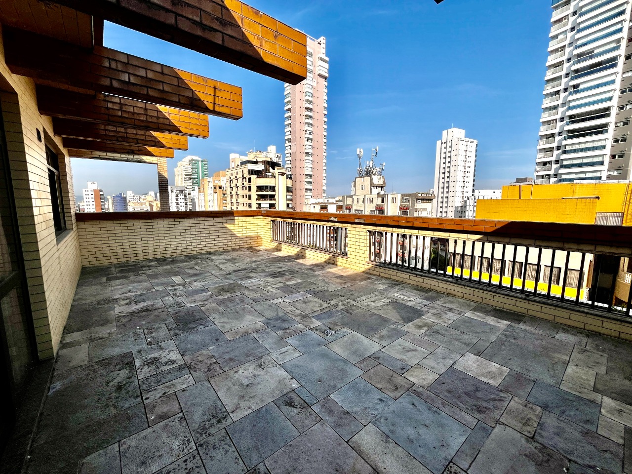 Cobertura à venda no Boqueirão: 